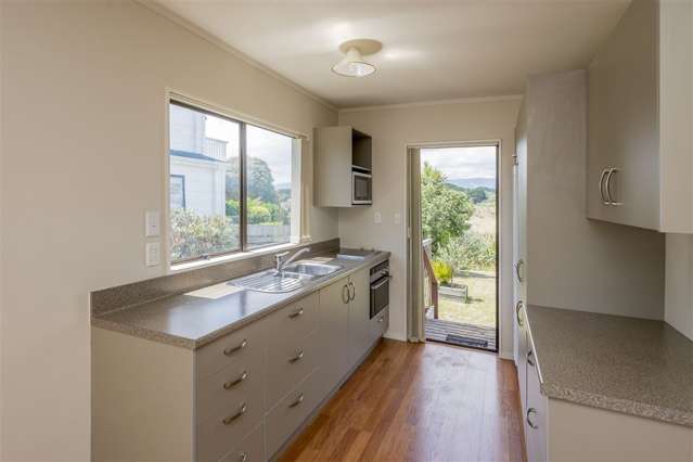 18 Moana Street Otaki Beach_3