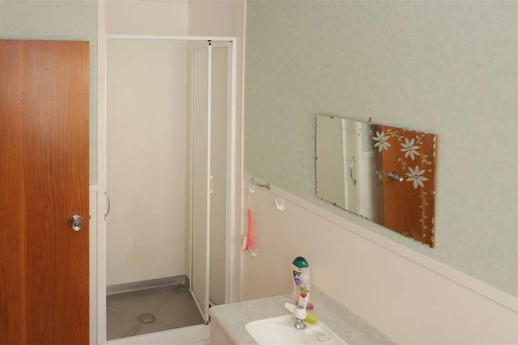 2a Lightheart Street Glenholme_8