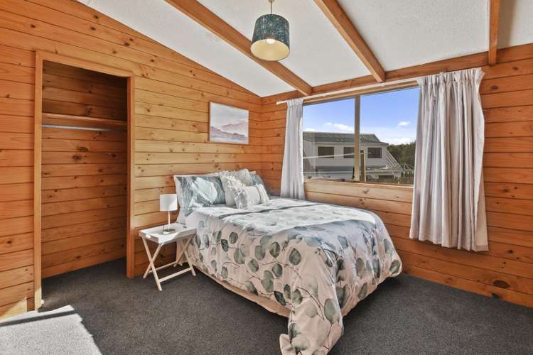 2/20 Saint Annes Crescent Wattle Downs_8