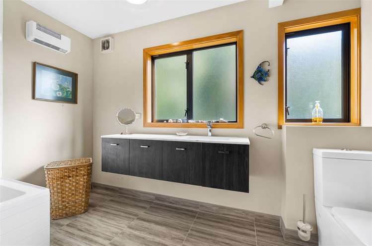 10 Tuawera Terrace Clifton_14