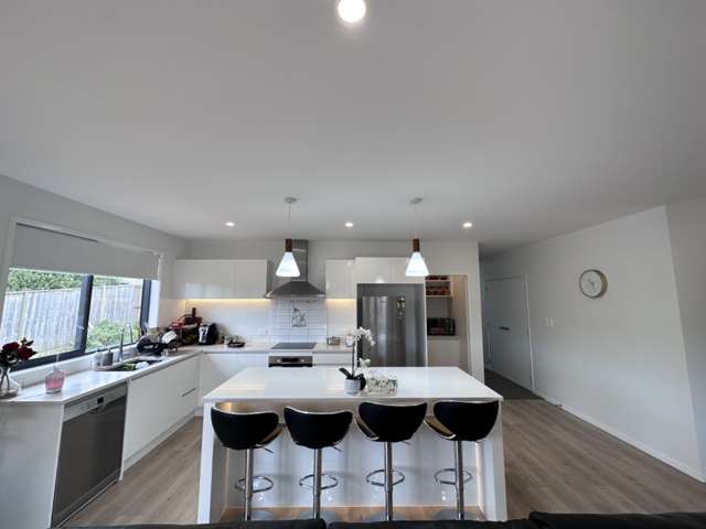 25 Helenvale Crescent 1765_2