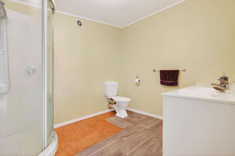 1360 River Road Broadlands_19