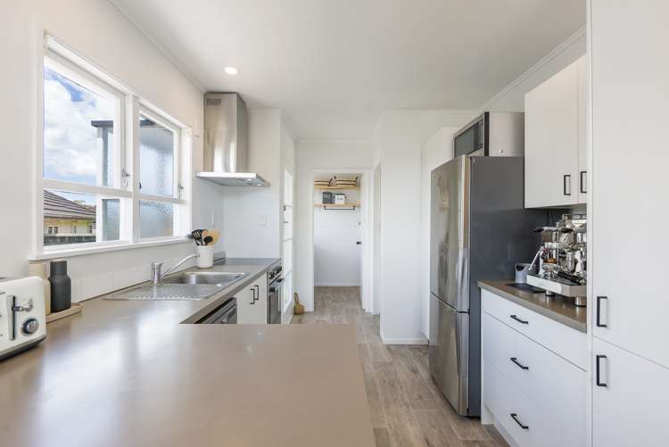 65 Fairclough Road Beach Haven_5