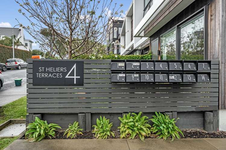 2/4 Glen Atkinson Street St Heliers_15