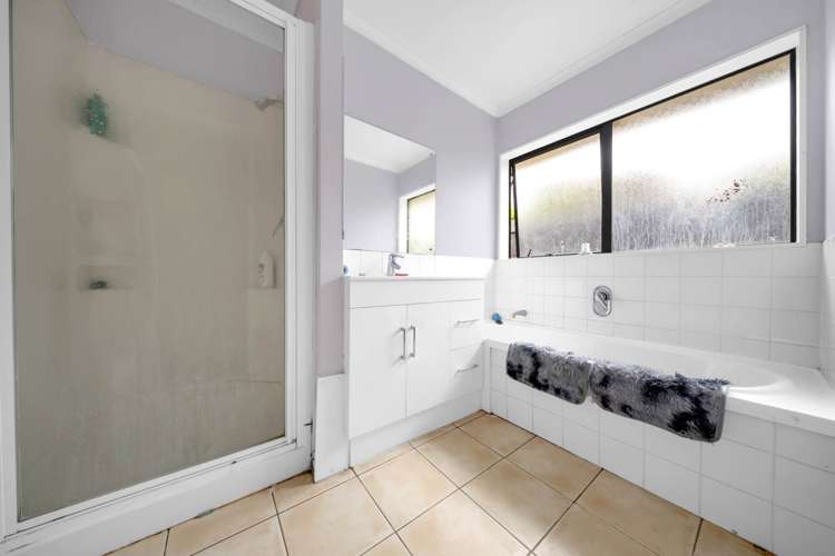 22 Hilltop Road Flat Bush_12