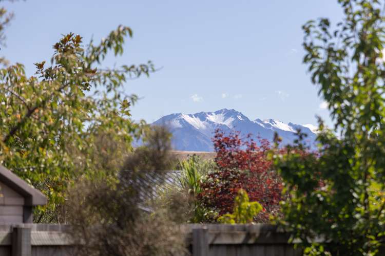 3 Finch Street Albert Town_5