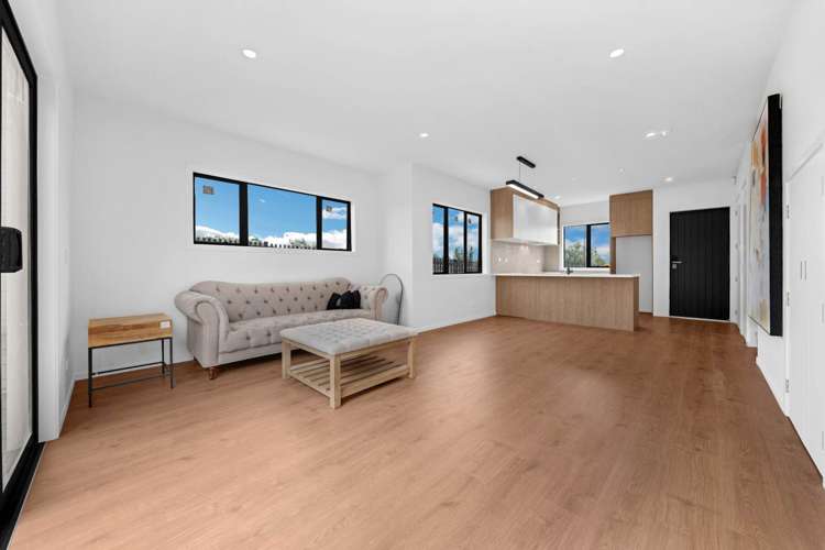 1 Whiteywood Street Westgate_9