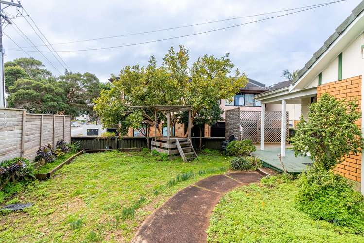 23 & 23A Campbell Road Royal Oak_5