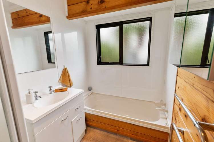 1 Albert Street Hawera_13