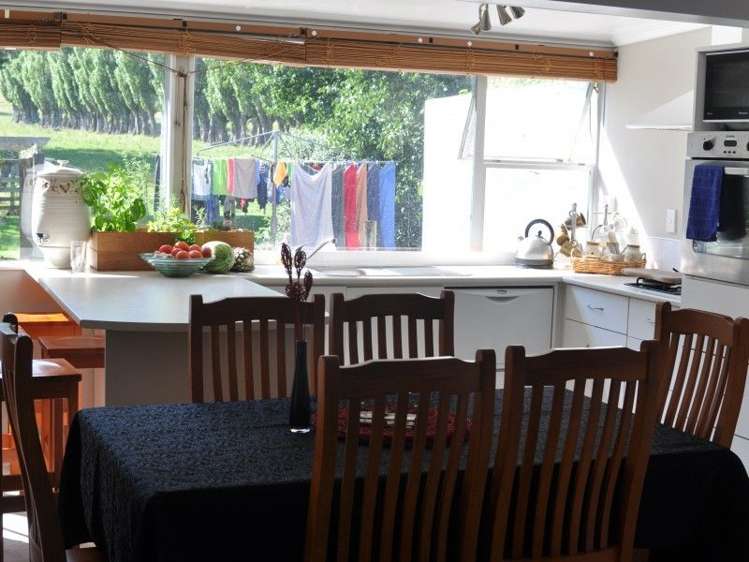 1230 Opaki Kaiparoro Road Mauriceville_9