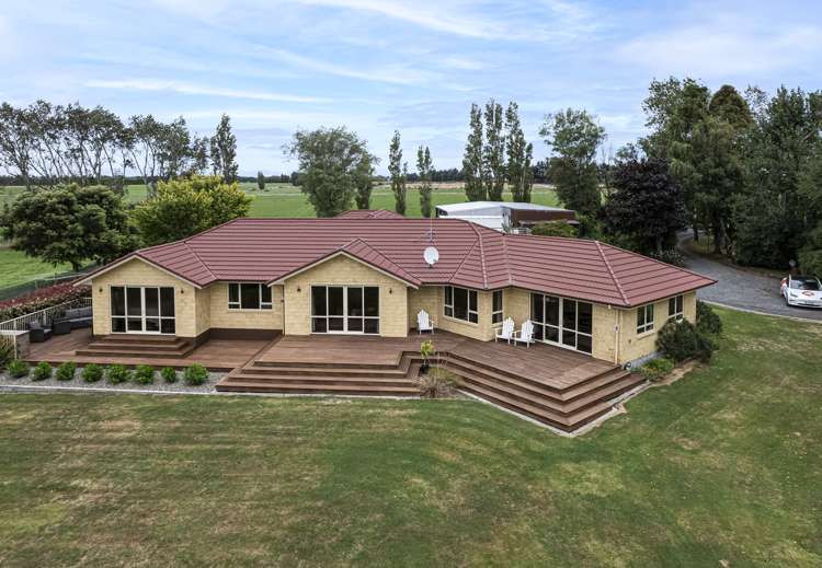 331 Makarewa Browns Road Winton Surrounds_1