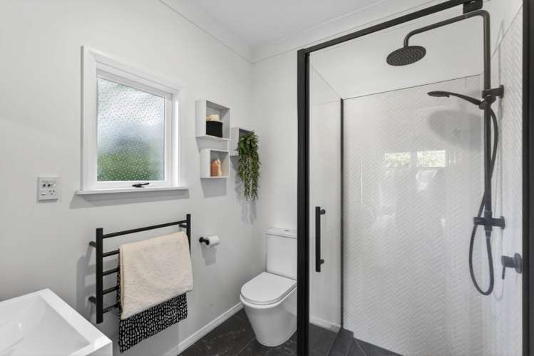 44 Rukutai Street Orakei_13