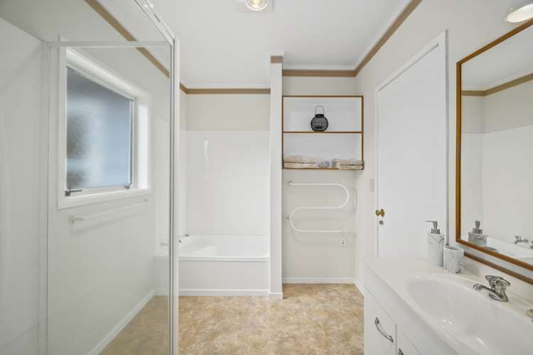 47 Mere Road Taupo_16