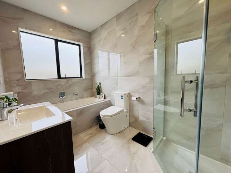 7 St Claire Road Silverdale_18
