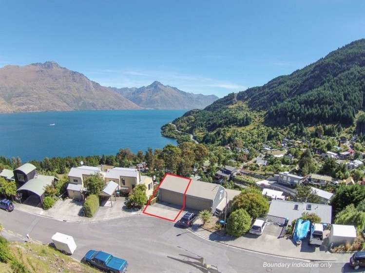 32a Mackinnon Terrace Fernhill/Sunshine Bay_16