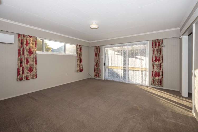 2/78 Arthur Street Blenheim Central_5