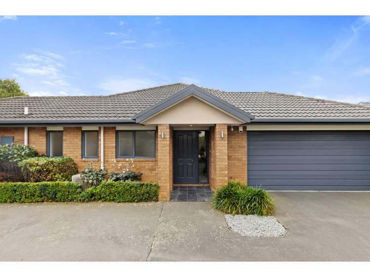 17 Sutton Place Dallington_14