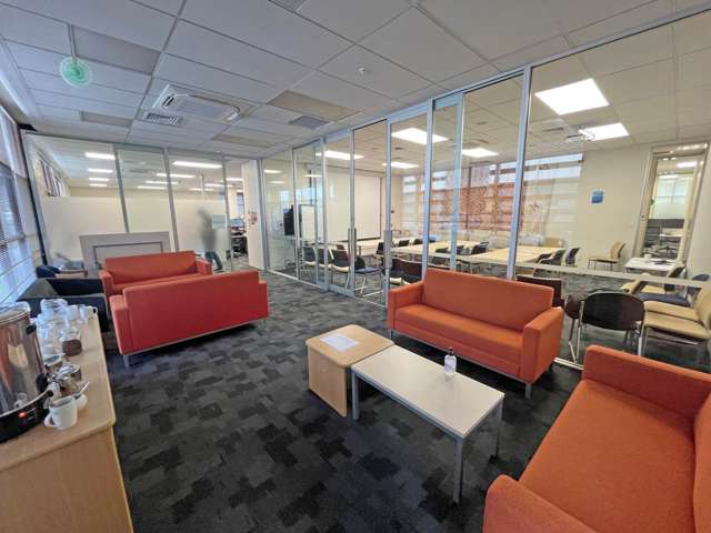 GROUND FLOOR OFFICE - MANUKAU CBD