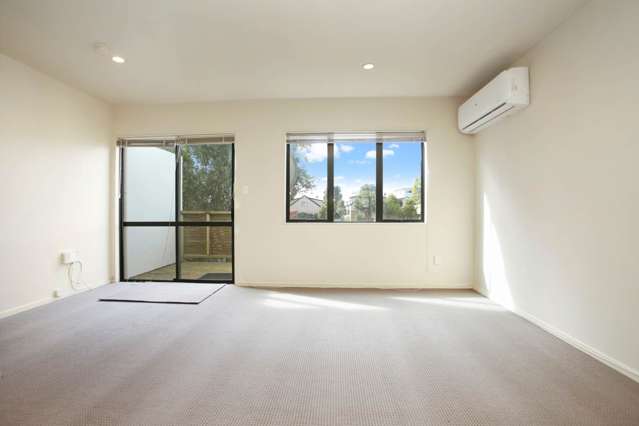 5/12 Ambrico Place New Lynn_2