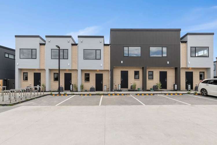 40 Kiato Lane Flat Bush_9