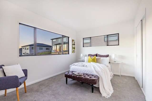 2 Celestial Crescent Orewa_4