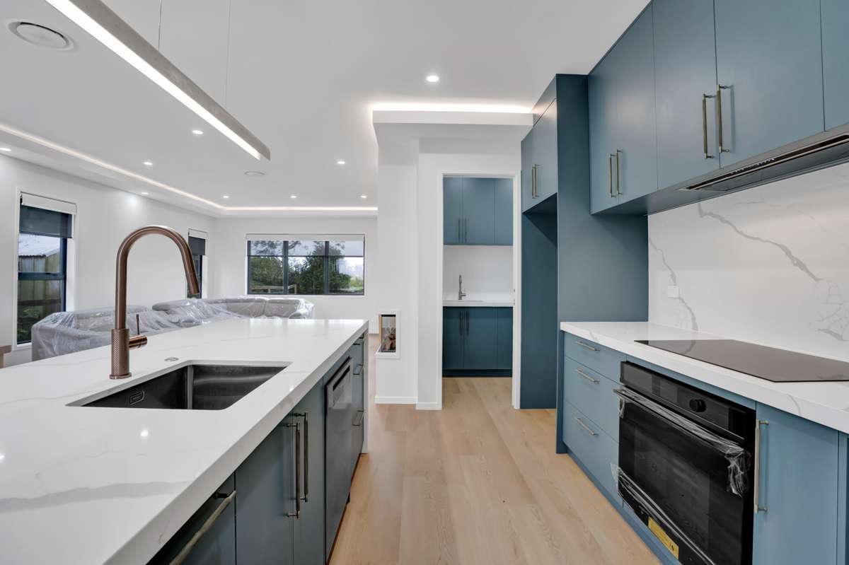 21 Airport Drive_1