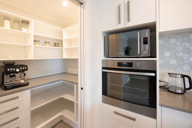 6 Atlantic Drive Fitzherbert_19