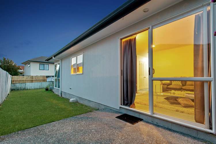 5b Charlenne Close Ranui_14