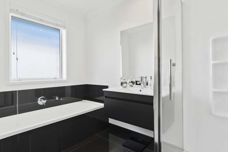 22 Goodwin Crescent Pyes Pa_16