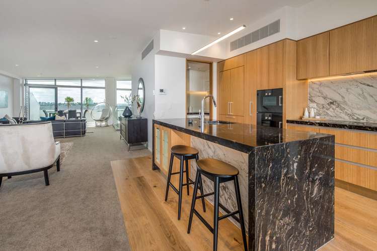 1/579 Beach Road Rothesay Bay_3