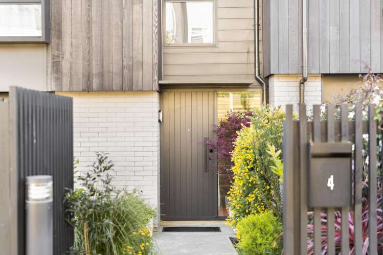 4 Whetiko Way Belmont_14