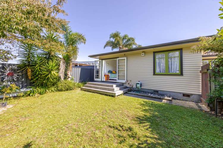 74 Clarence Cox Crescent Pirimai_15
