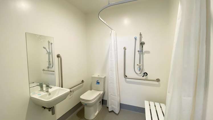 T2/19 Devonport Road Tauranga Central_10