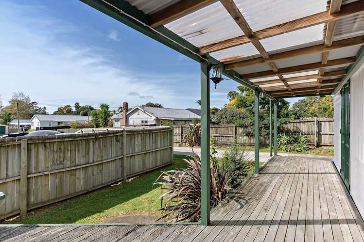 11 Buchanan Road Kingseat_24