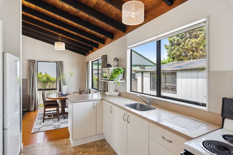 6 Percival Road Paraparaumu Beach_12