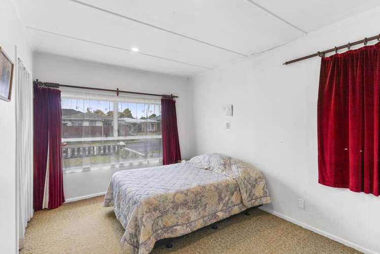 13 Churchill Avenue Manurewa_11