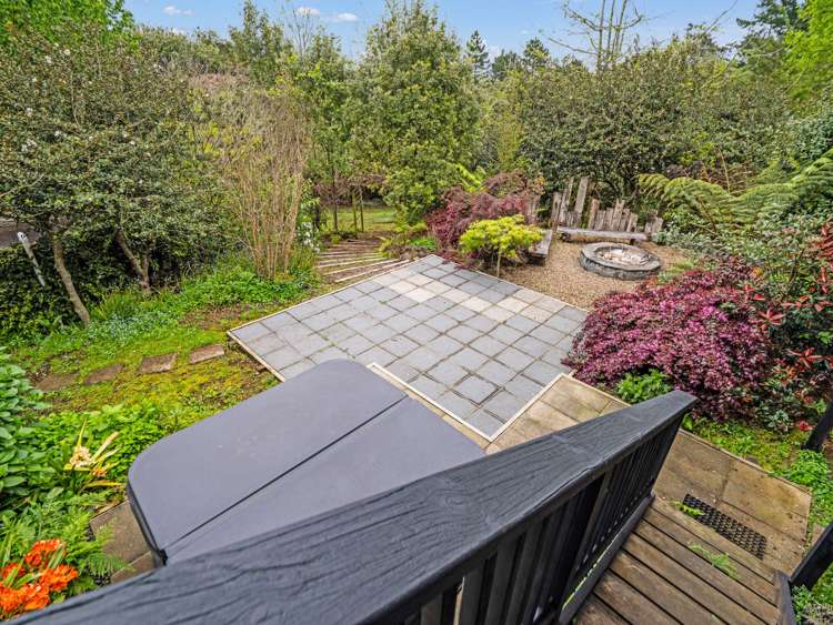 471 Razorback Road_2