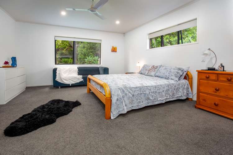 572 Pinnacle Hill Road Bombay_8