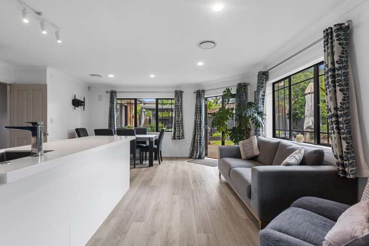 46 Oriental Parade Papamoa_3