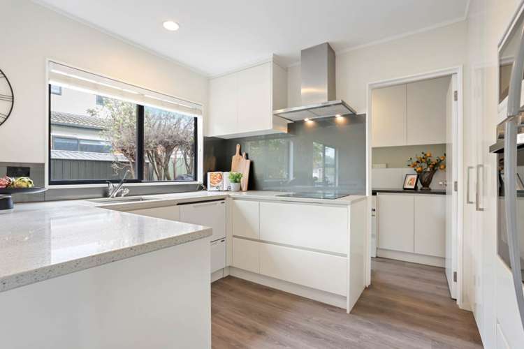 9 Ponderosa Drive Oteha_3