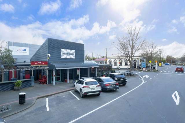 2 Memorial Square Martinborough_1