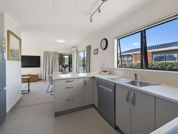 24 Usherwood Crescent Akina_8