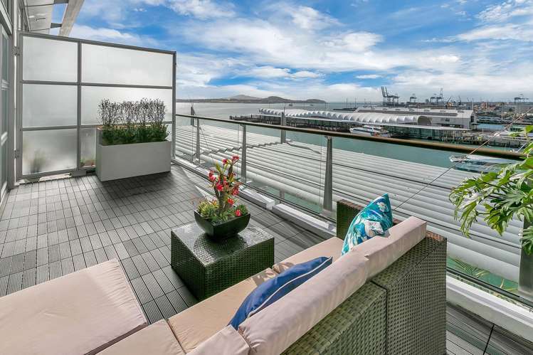 16/137 Quay Street Auckland Central_17