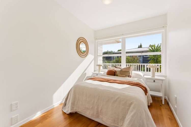 26 Coroglen Avenue Birkenhead_16