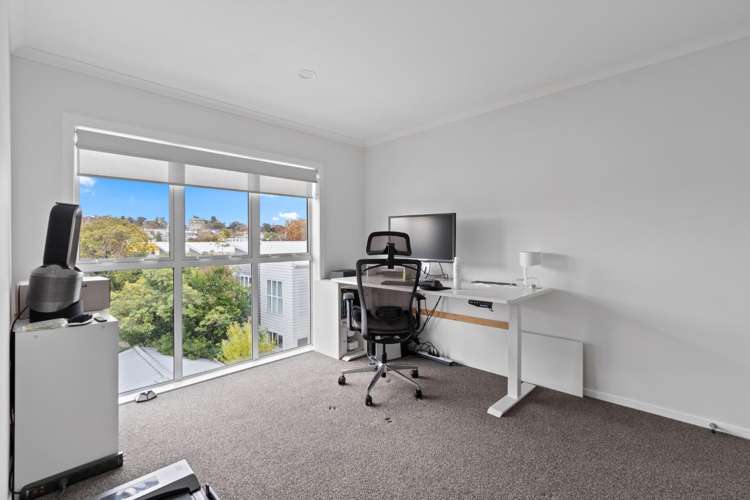 8/4 Palmerston Street 10463_7