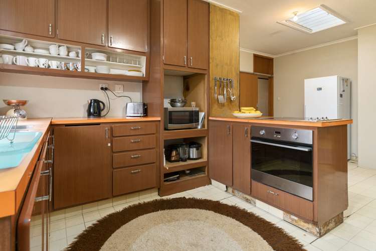 44 Sheridan Drive New Lynn_12