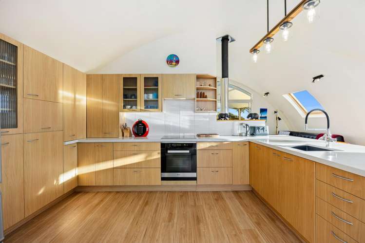 1391 Whangaparaoa Road_2