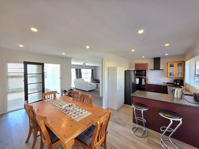 45 Clifton Drive 10858_2