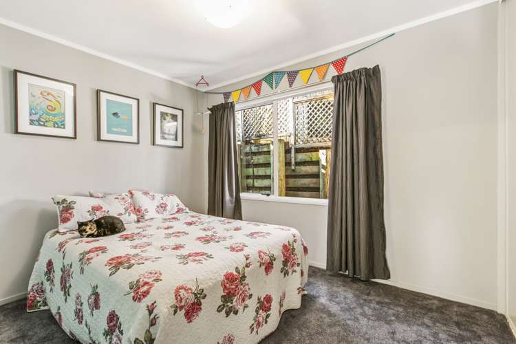 2/128 Spinella Drive Bayview_7