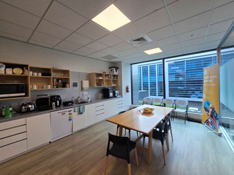 Building /61 Constellation Drive Rosedale_3